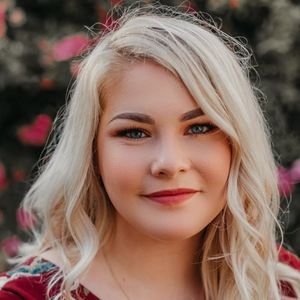 Meet your Posher, Annie